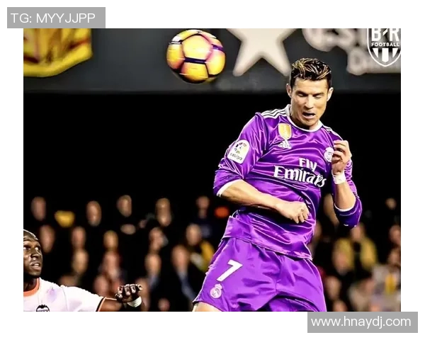 足球明星C罗惊人跳跃高度揭秘他如何在比赛中展现超凡弹跳能力 足球明星C罗惊人跳跃高度揭秘他如何在比赛中展现超凡弹跳能力