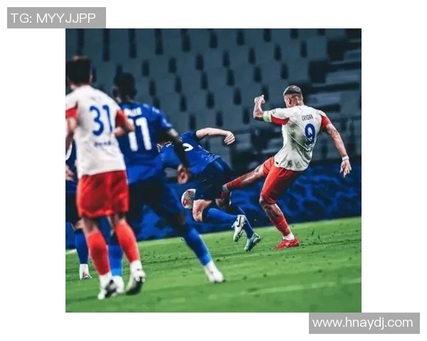 踢足球明星踢人事件背后的真相与影响解析 踢足球明星踢人事件背后的真相与影响解析